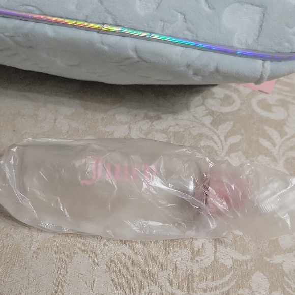 Juicy Couture 2pc Vanity Case with Holographic Accents NWT - Picture 5 of 10